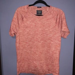 American Eagle Speckled Red Shirt